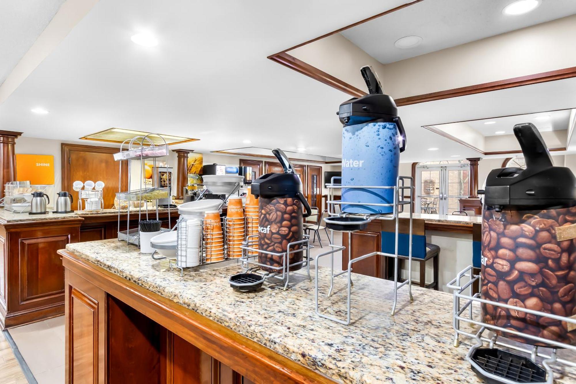 Comfort Hotel 3*